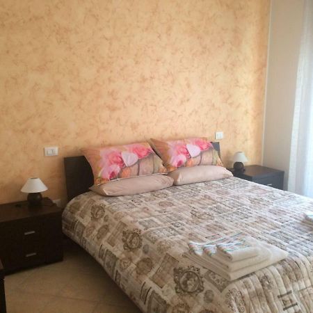 Bnb Del Nilo Apartment Montesilvano Exterior photo